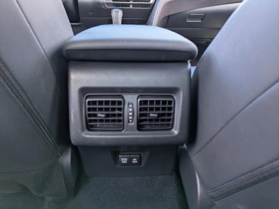 2025 Toyota Camry SE (SE)