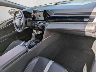 2025 Toyota Camry SE (SE)