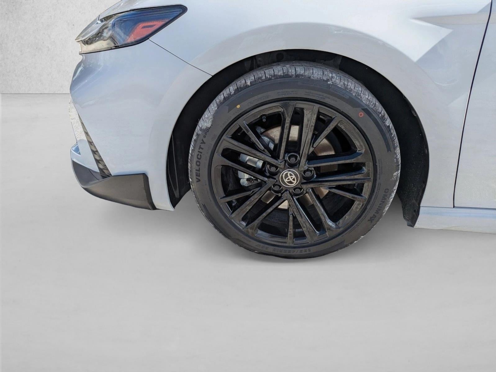 2025 Toyota Camry SE (SE)