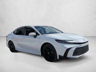 2025 Toyota Camry SE (SE)