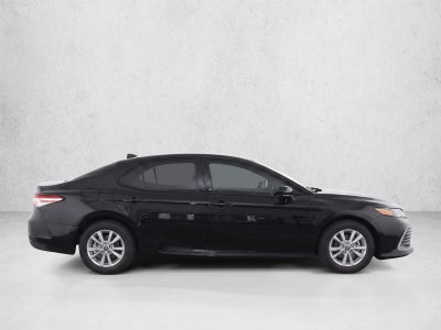 2025 Toyota Camry LE (Natl)