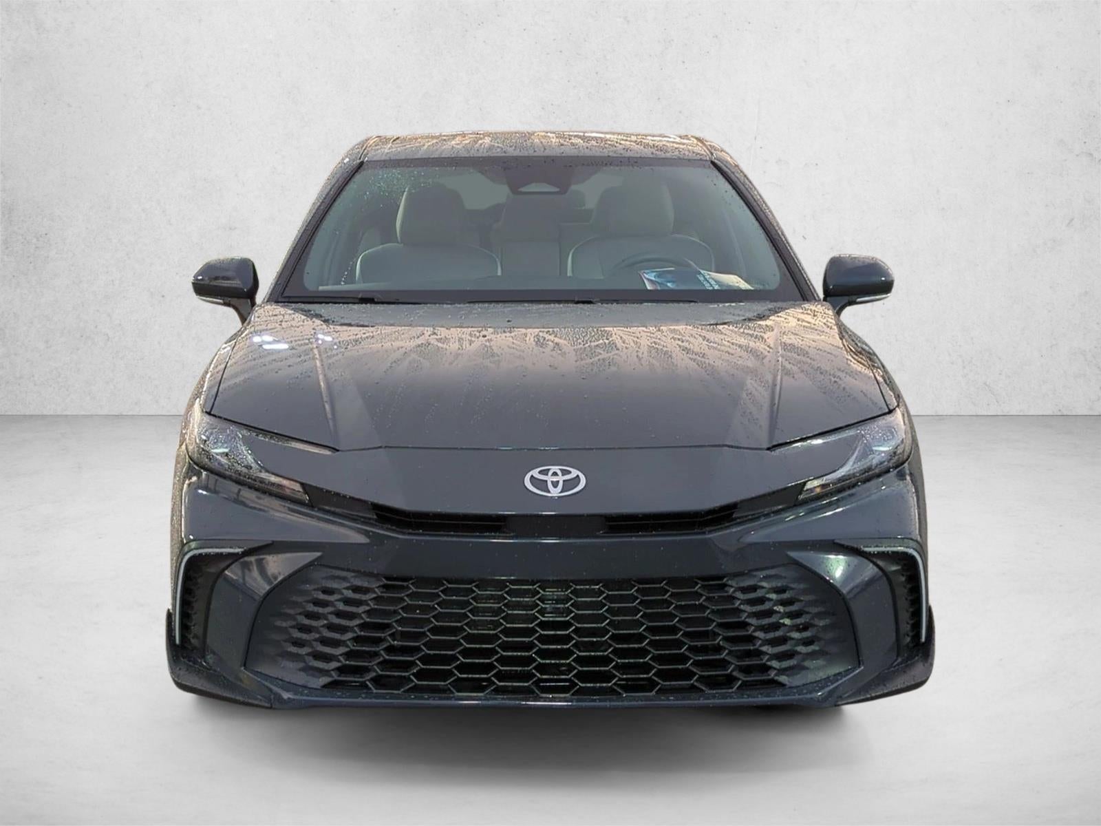 2025 Toyota Camry SE (Natl)