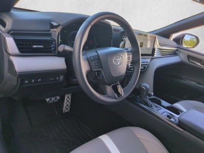 2026 Toyota Camry SE (SE)