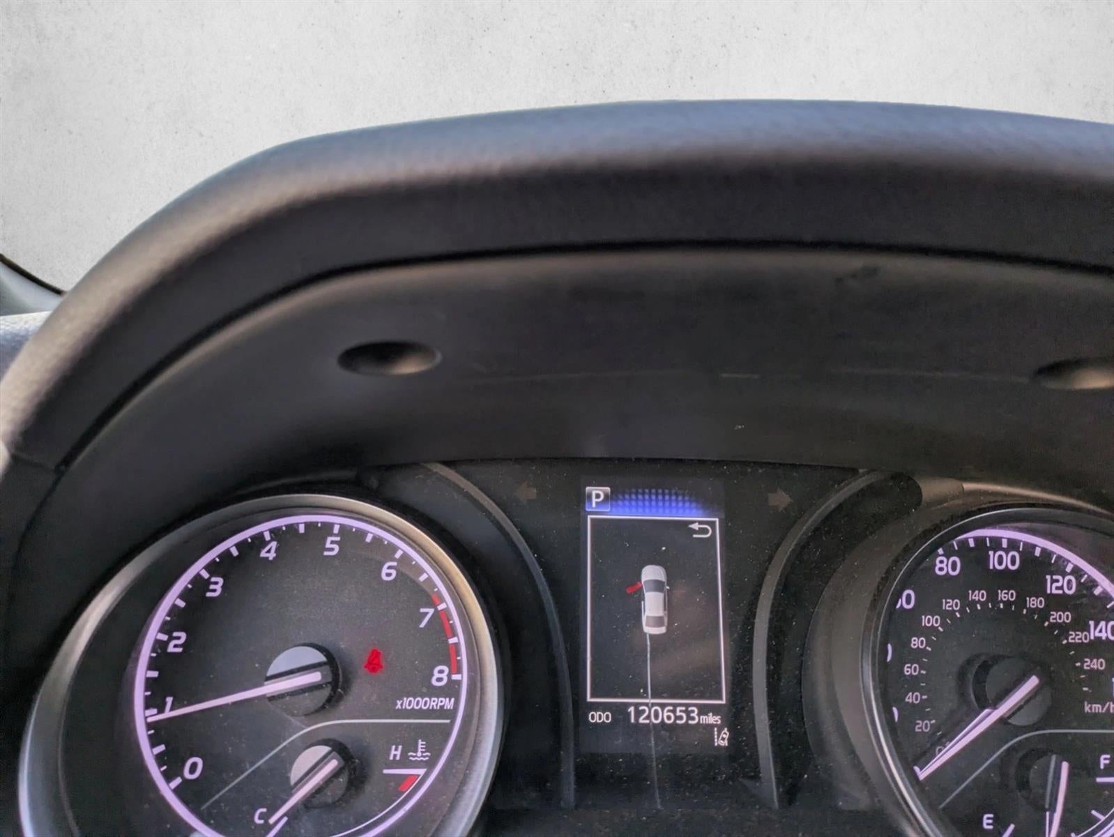 2021 Toyota Camry SE Auto (SE)