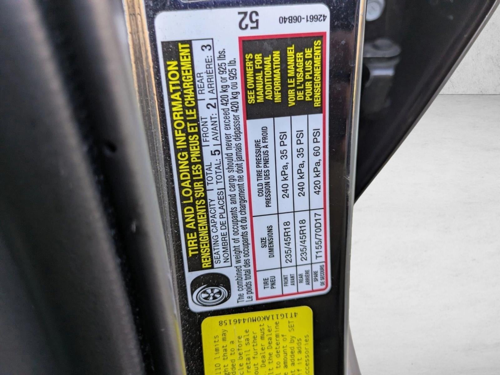 2021 Toyota Camry SE Auto (SE)