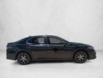 2024 Toyota Camry SE Auto (SE)