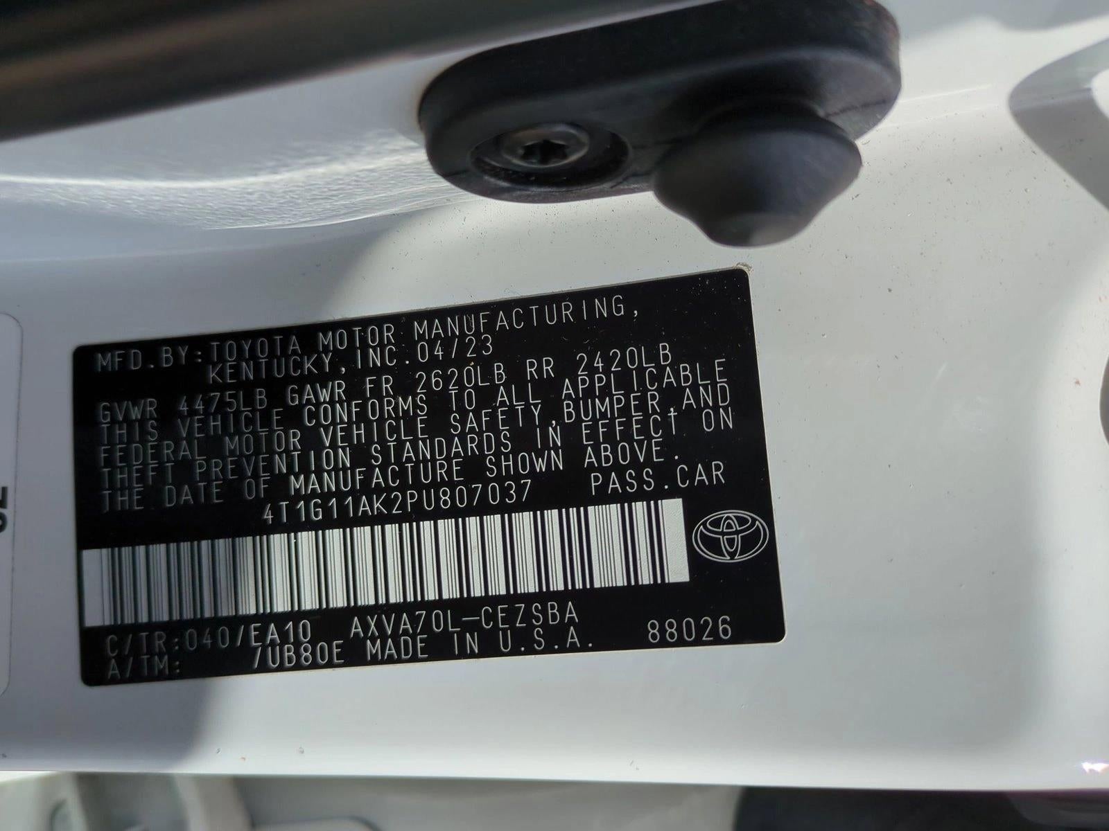 2023 Toyota Camry SE Auto (SE)