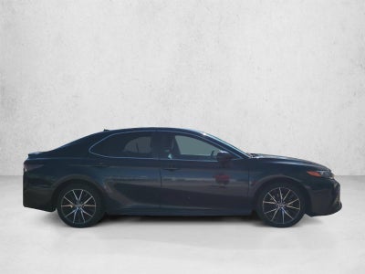 2021 Toyota Camry SE Auto (Natl)