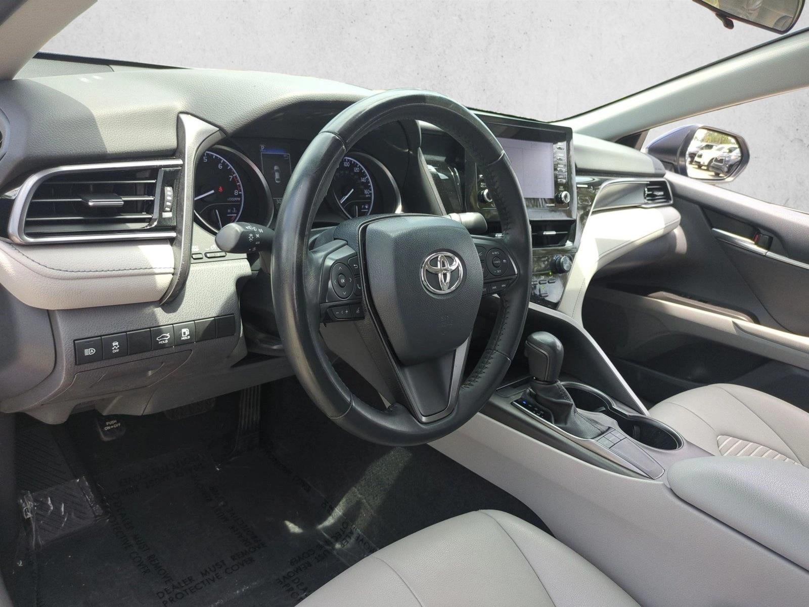 2023 Toyota Camry SE Auto (SE)