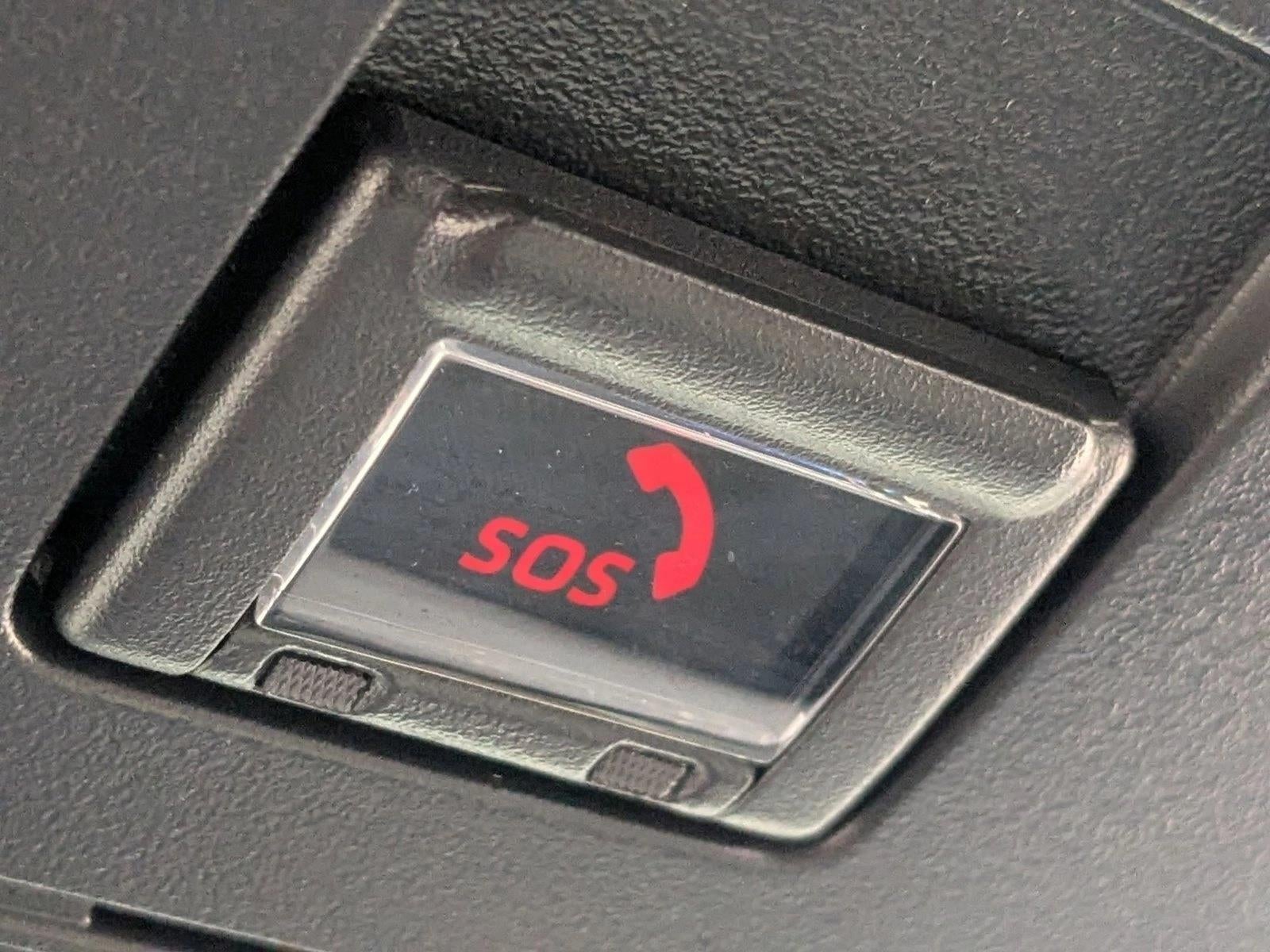 2023 Toyota Camry SE Auto (SE)
