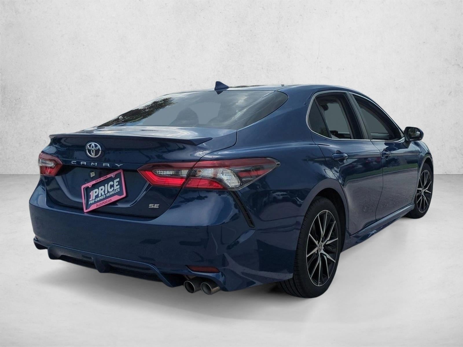 2023 Toyota Camry SE Auto (SE)
