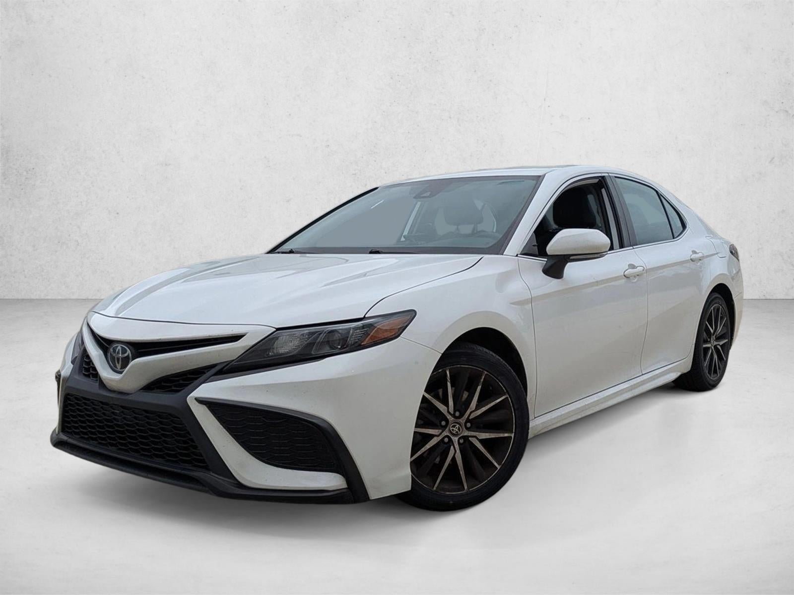 2023 Toyota Camry SE Auto (SE)