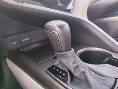 2023 Toyota Camry SE Auto (SE)