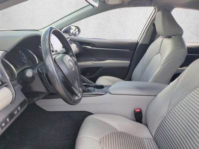 2023 Toyota Camry SE Auto (SE)
