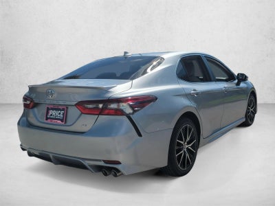 2023 Toyota Camry SE Auto (SE)
