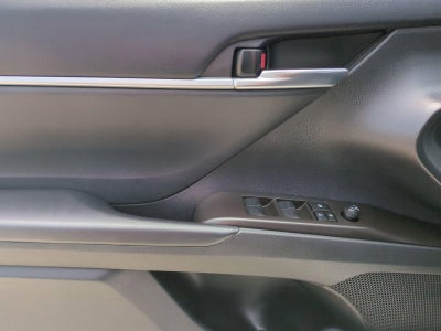 2023 Toyota Camry SE Auto (SE)