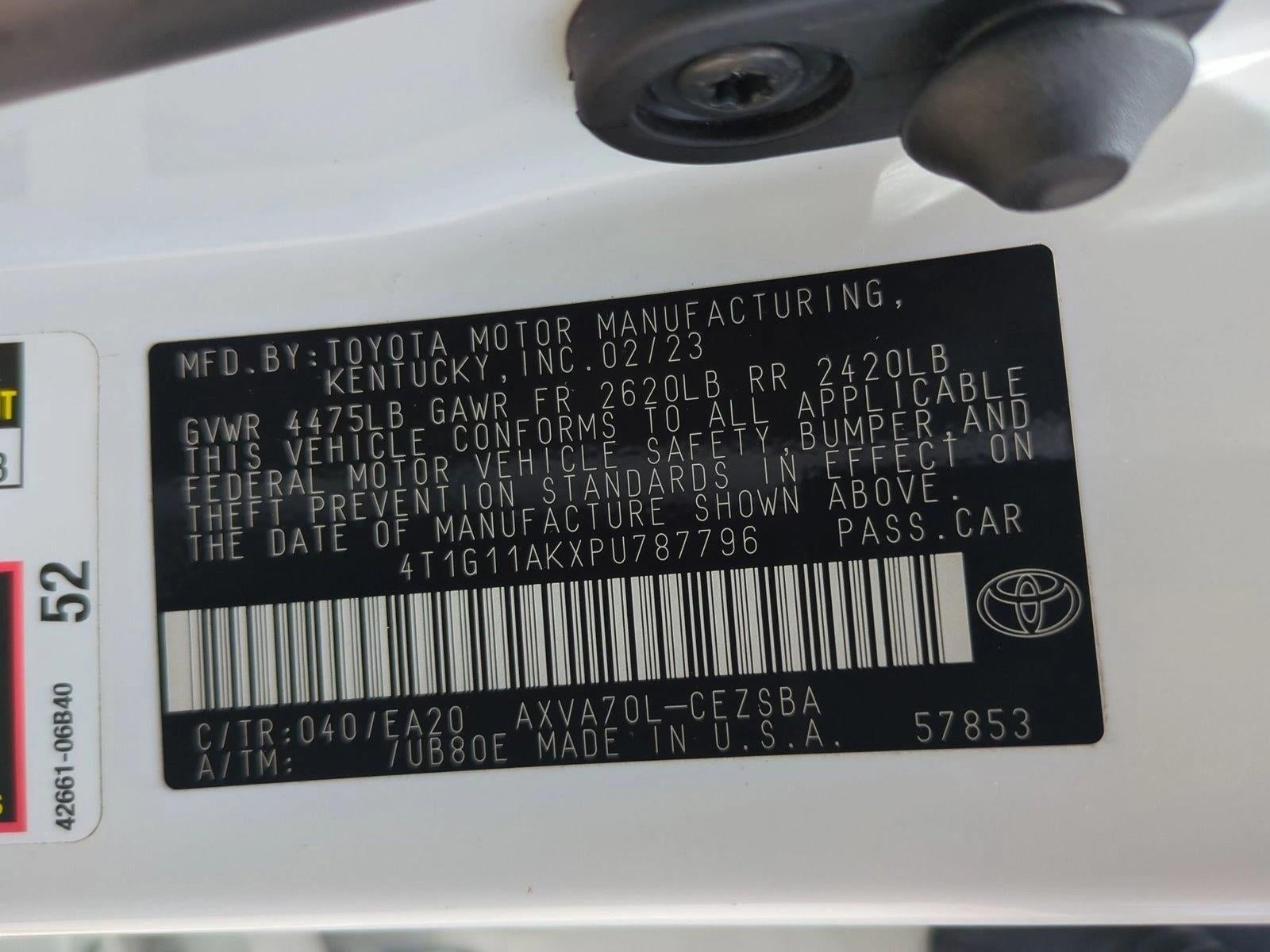 2023 Toyota Camry SE Auto (SE)