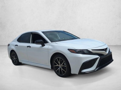 2023 Toyota Camry SE Auto (SE)