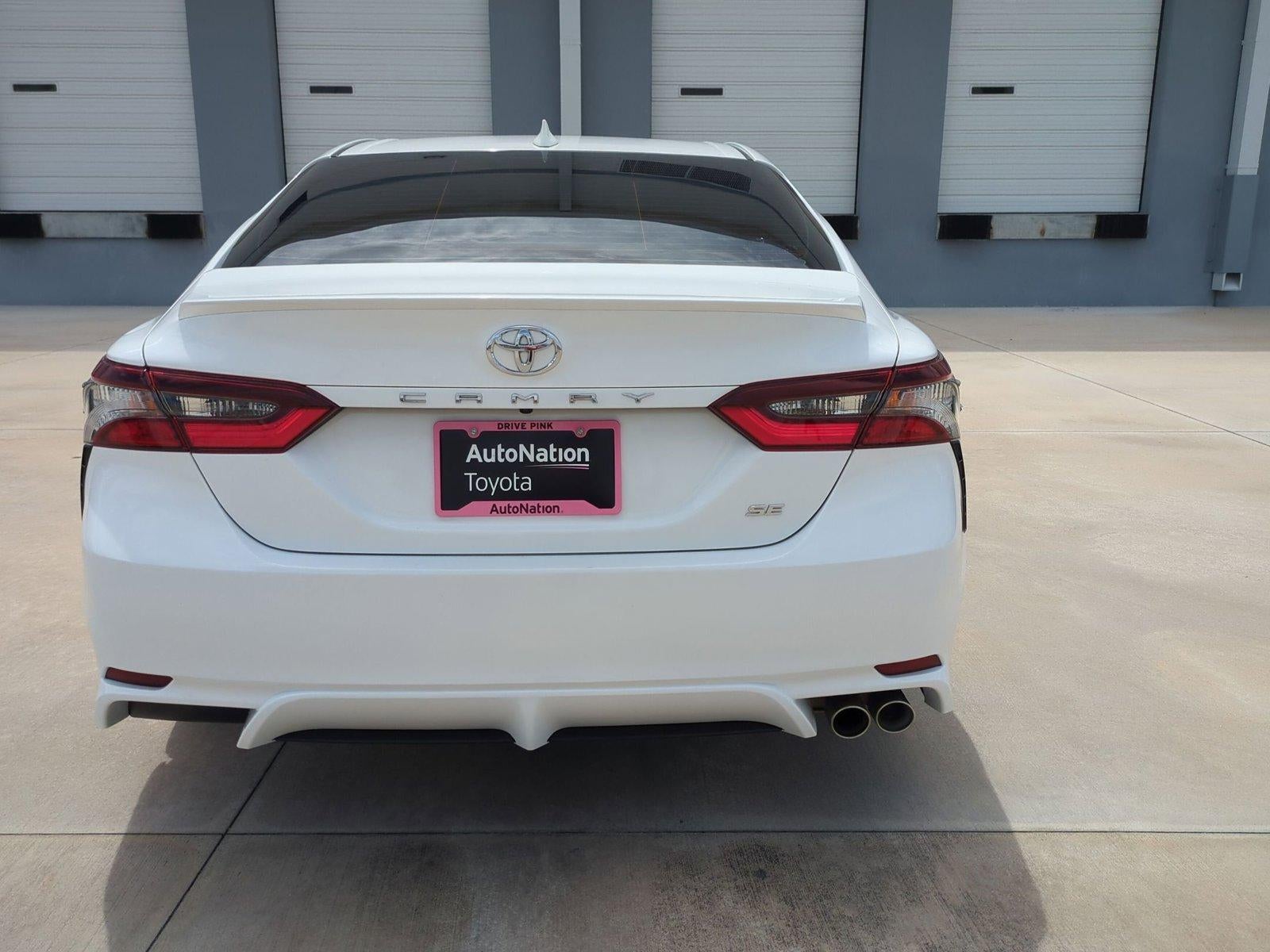 2023 Toyota Camry SE Auto (SE)