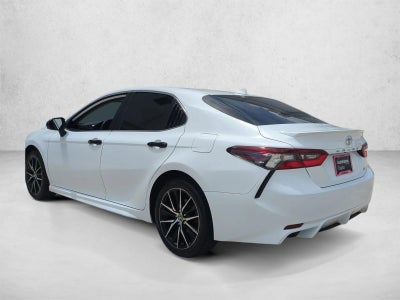 2023 Toyota Camry SE Auto (SE)