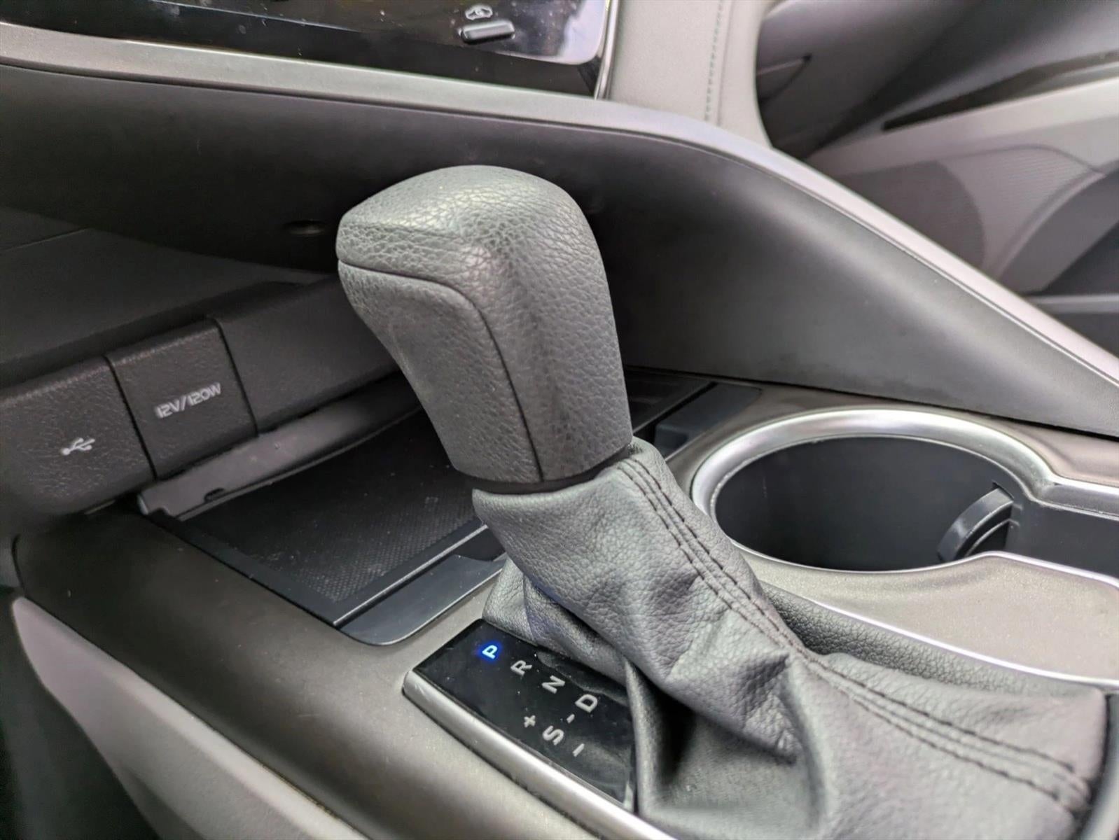 2022 Toyota Camry LE Auto (SE)