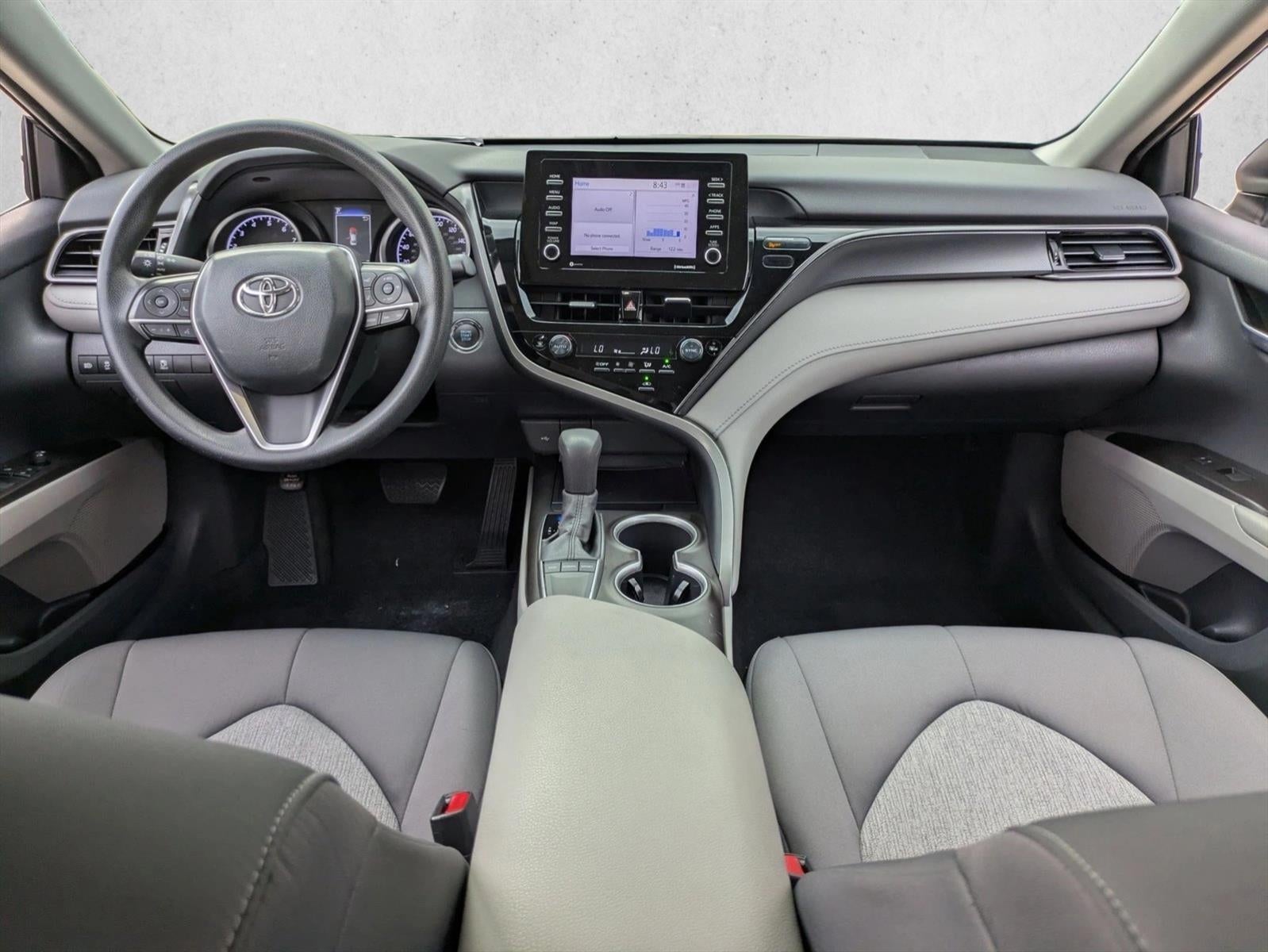 2022 Toyota Camry LE Auto (SE)