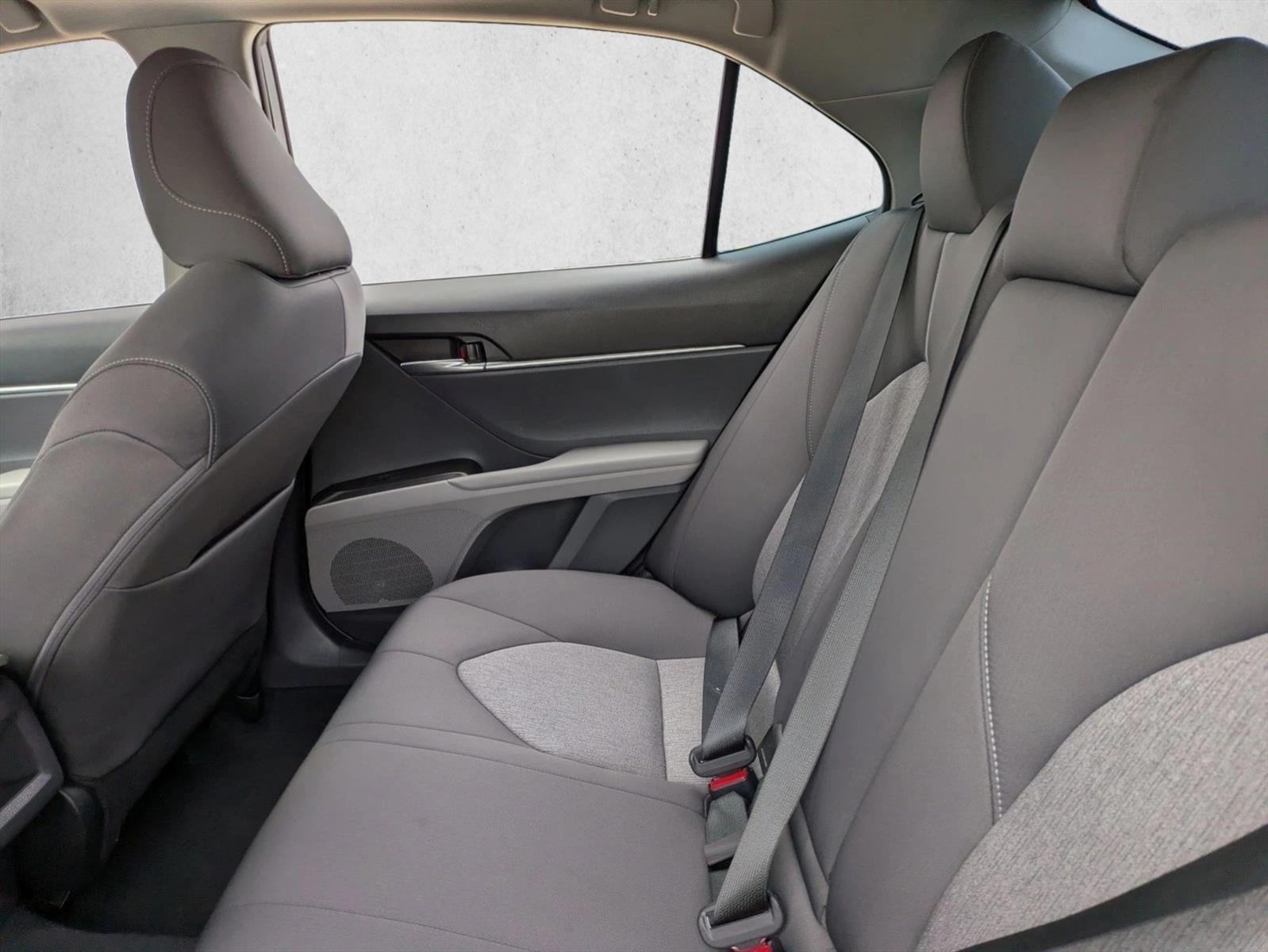 2022 Toyota Camry LE Auto (SE)