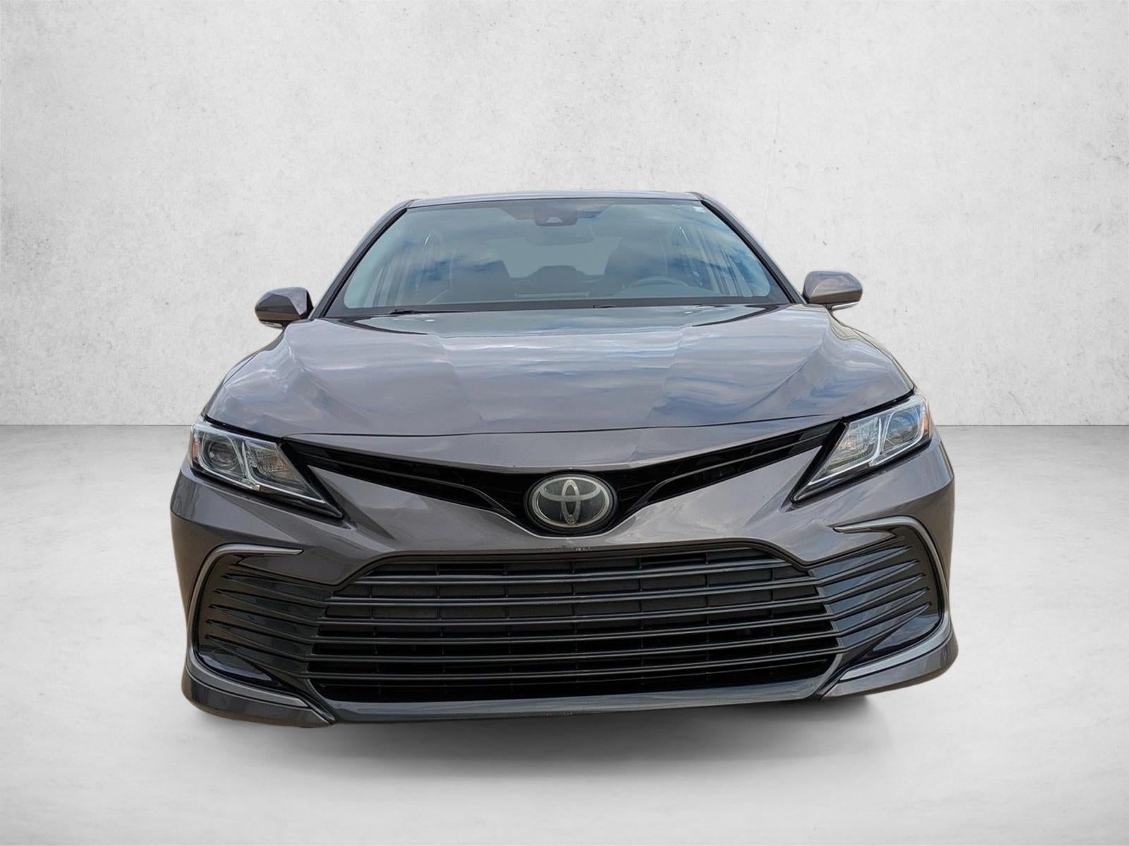 2022 Toyota Camry LE Auto (SE)