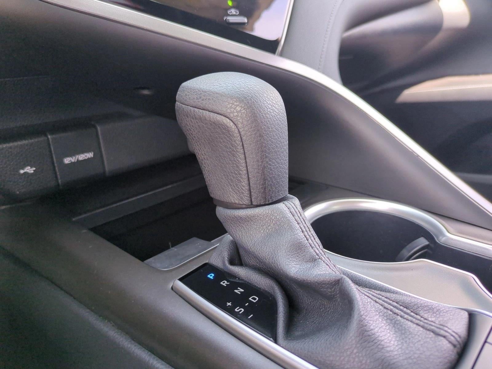 2024 Toyota Camry LE Auto (SE)