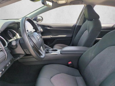 2024 Toyota Camry LE Auto (SE)