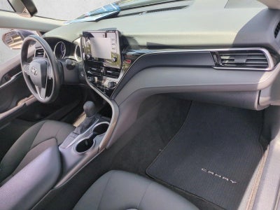 2024 Toyota Camry LE Auto (SE)
