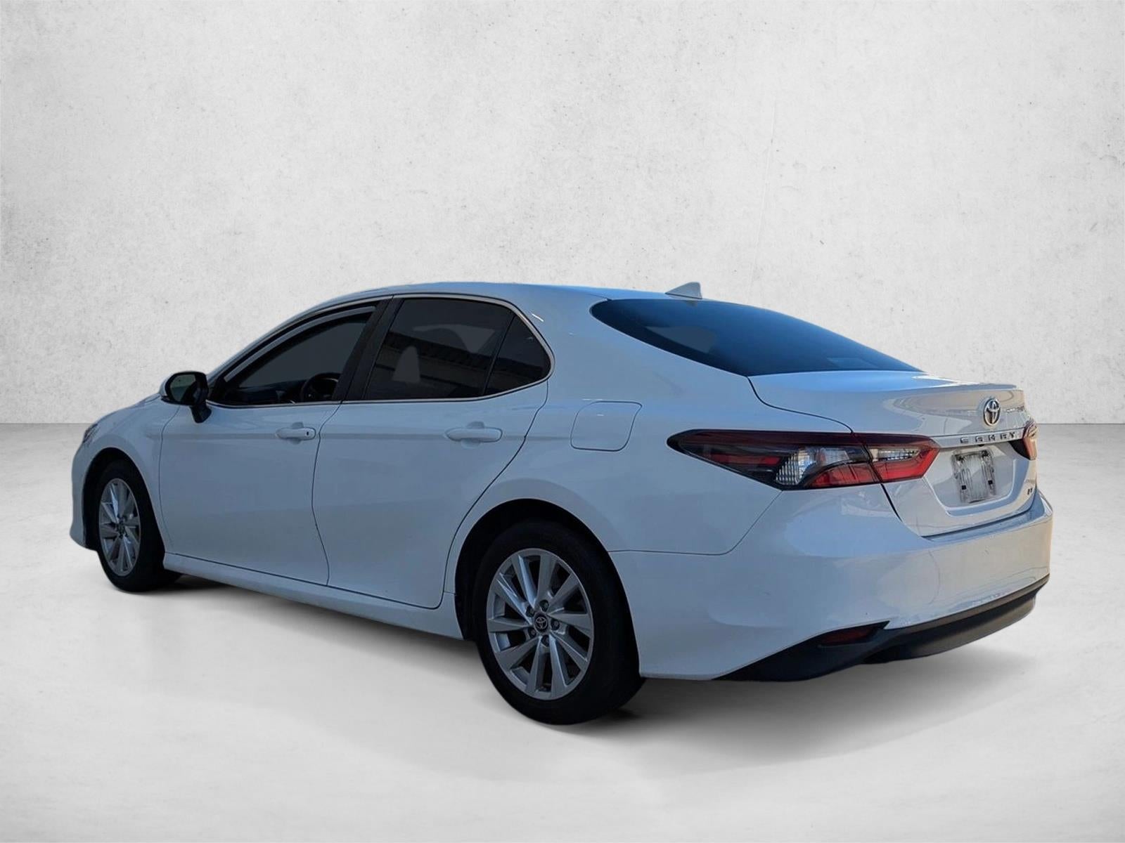 2024 Toyota Camry LE Auto (SE)