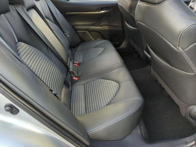 2023 Toyota Camry SE Auto (SE)