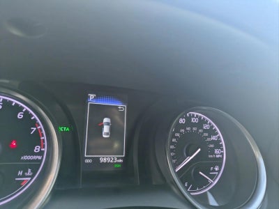 2023 Toyota Camry SE Auto (SE)