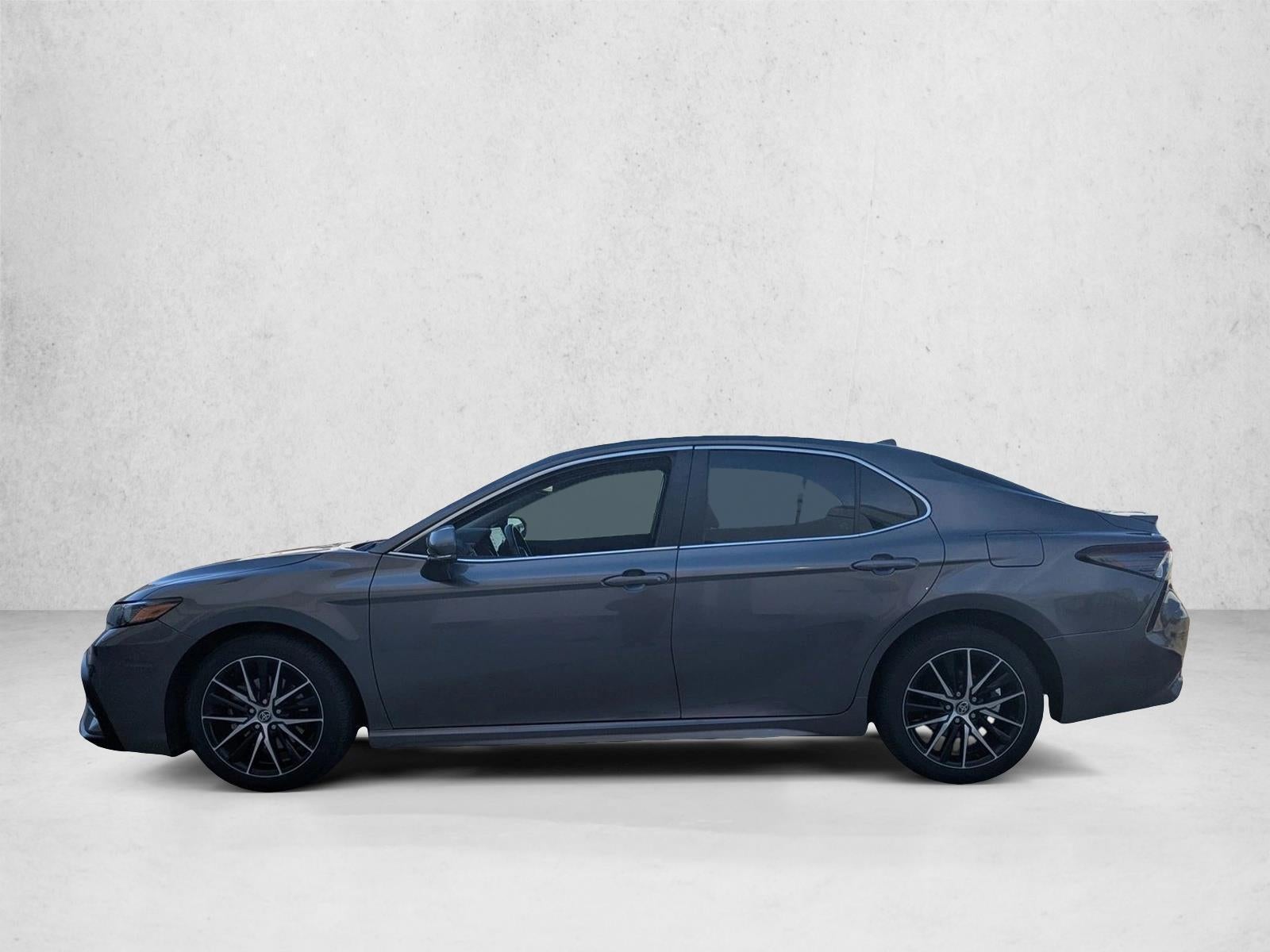 2023 Toyota Camry SE Auto (SE)