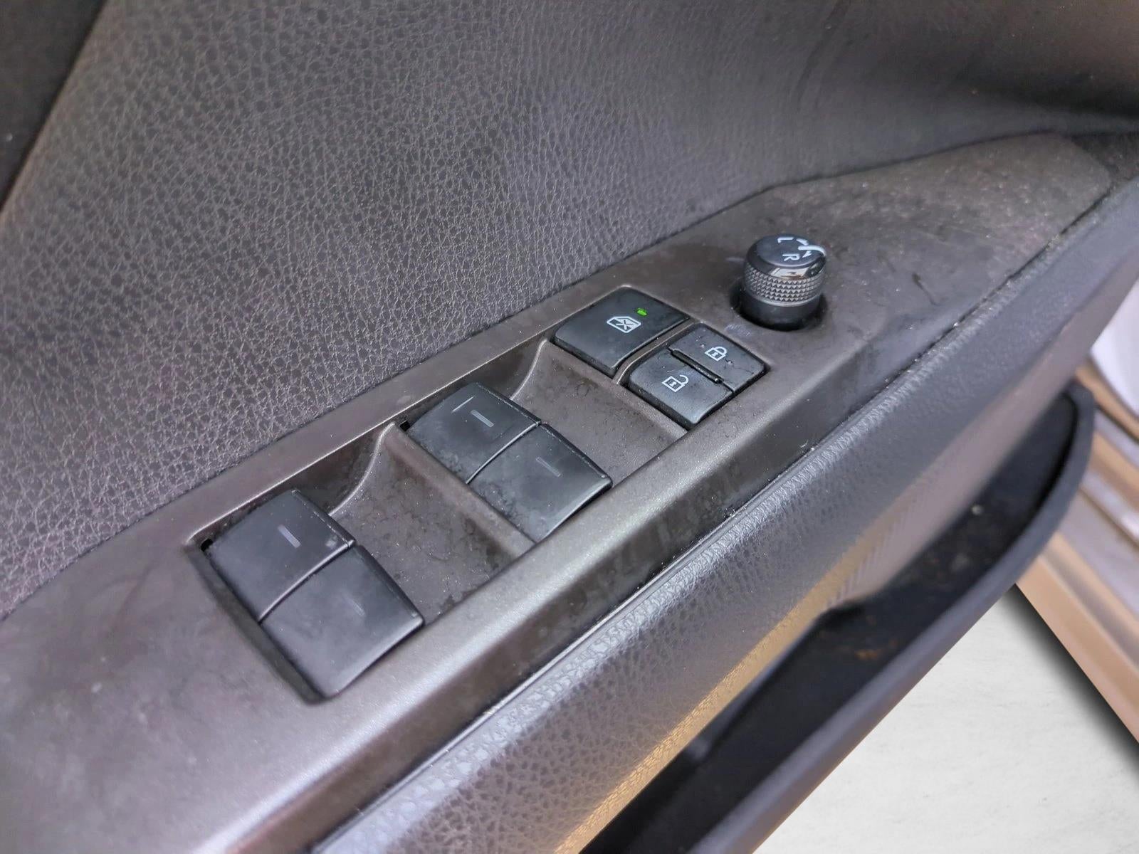 2024 Toyota Camry SE Auto (SE)