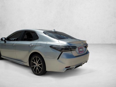 2024 Toyota Camry SE Auto (SE)