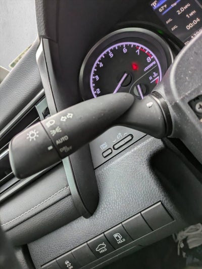 2022 Toyota Camry SE Auto (SE)