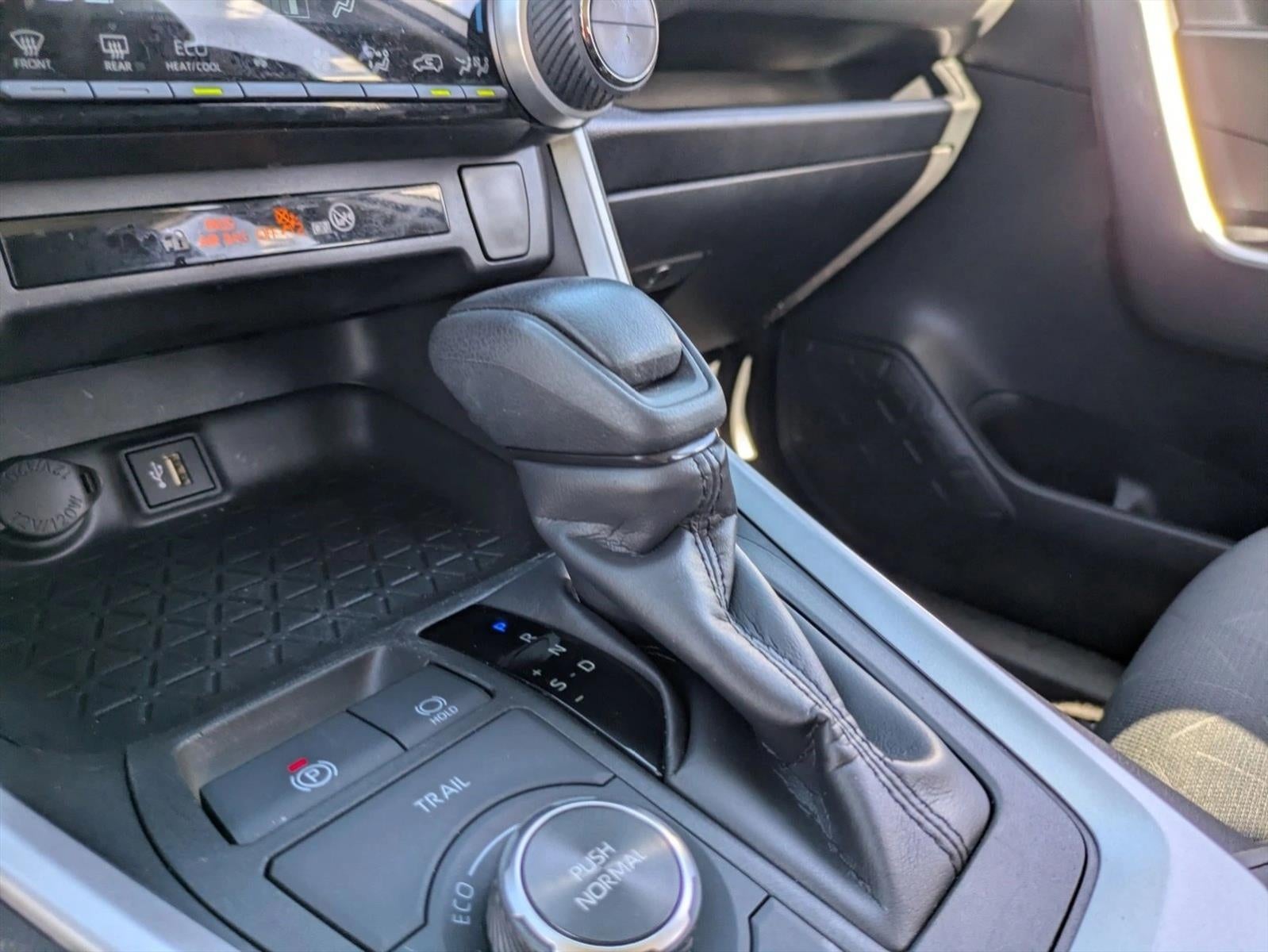 2024 Toyota RAV4 Hybrid XLE AWD (Natl)