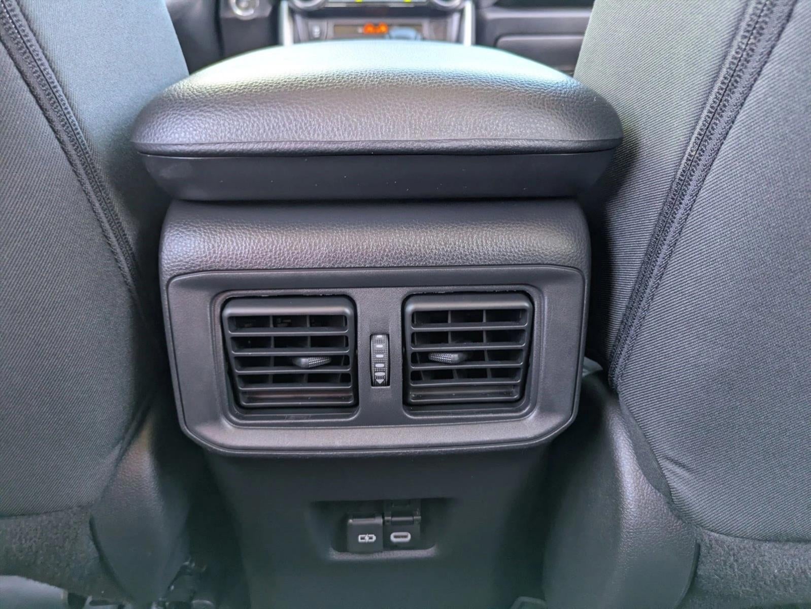 2024 Toyota RAV4 Hybrid XLE AWD (Natl)