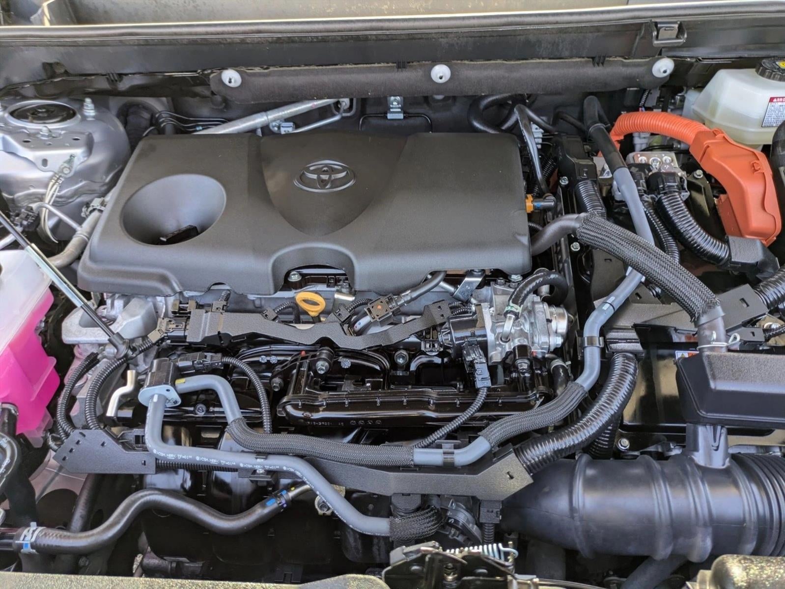 2023 Toyota RAV4 Hybrid XLE AWD (Natl)