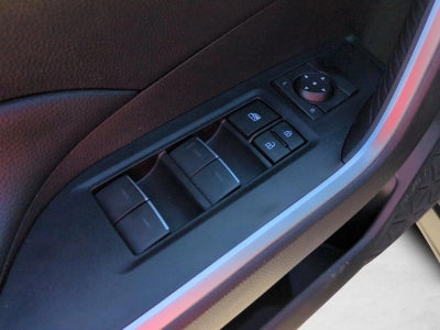 2023 Toyota RAV4 Hybrid SE AWD (Natl)
