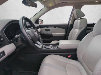 2023 Honda Pilot Touring 2WD