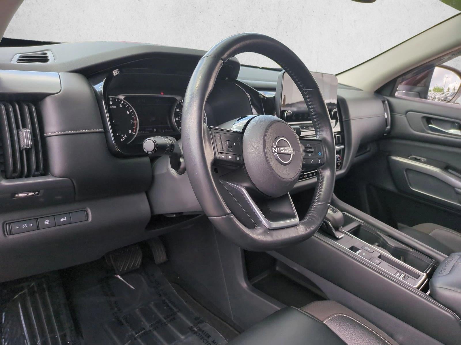 2022 Nissan Pathfinder SL 2WD