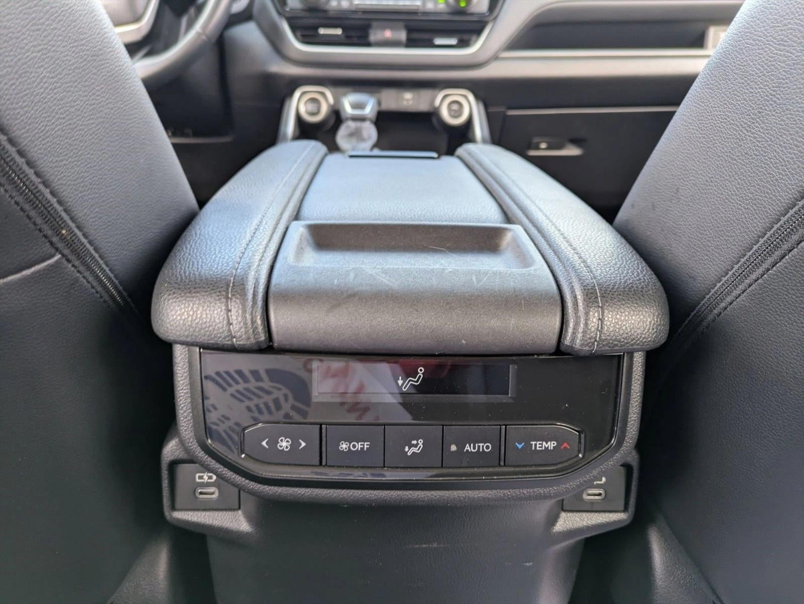 2025 Toyota Grand Highlander XLE FWD (Natl)