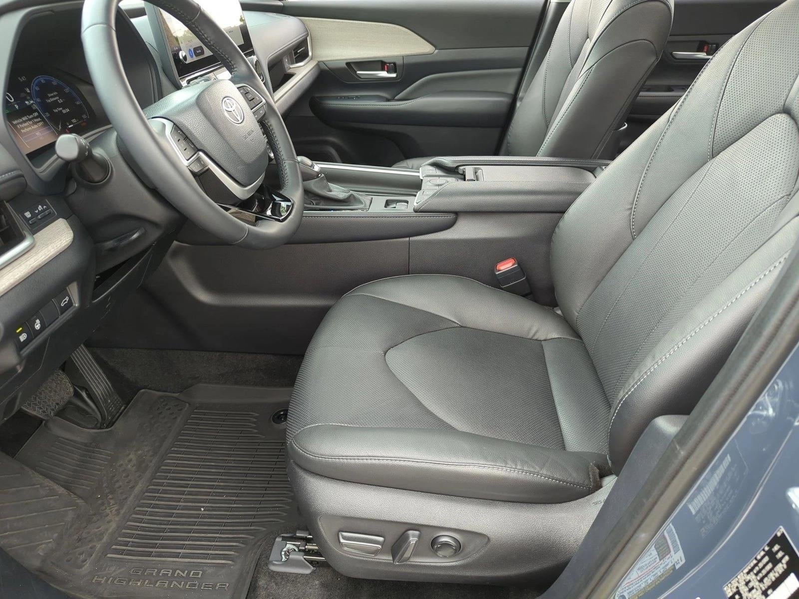 2024 Toyota Grand Highlander Limited AWD (Natl)