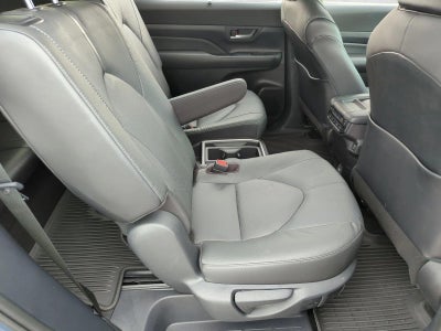 2024 Toyota Grand Highlander Limited AWD (Natl)