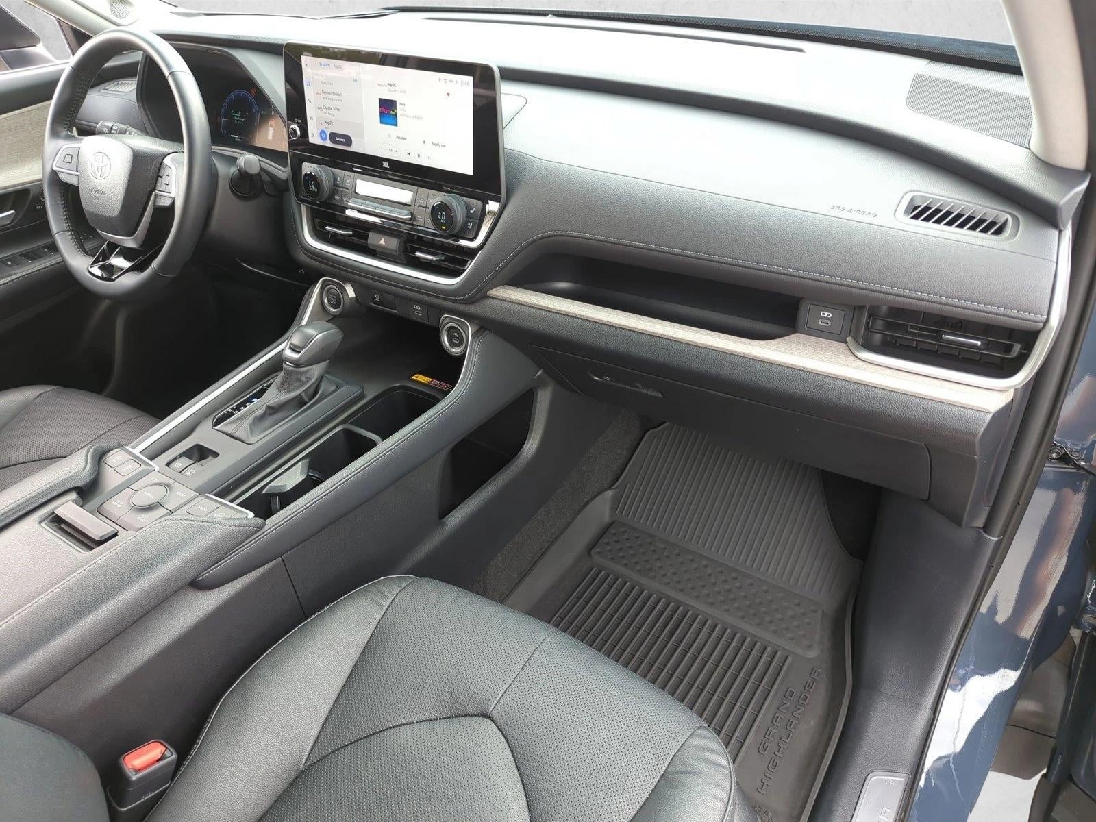 2024 Toyota Grand Highlander Limited AWD (Natl)