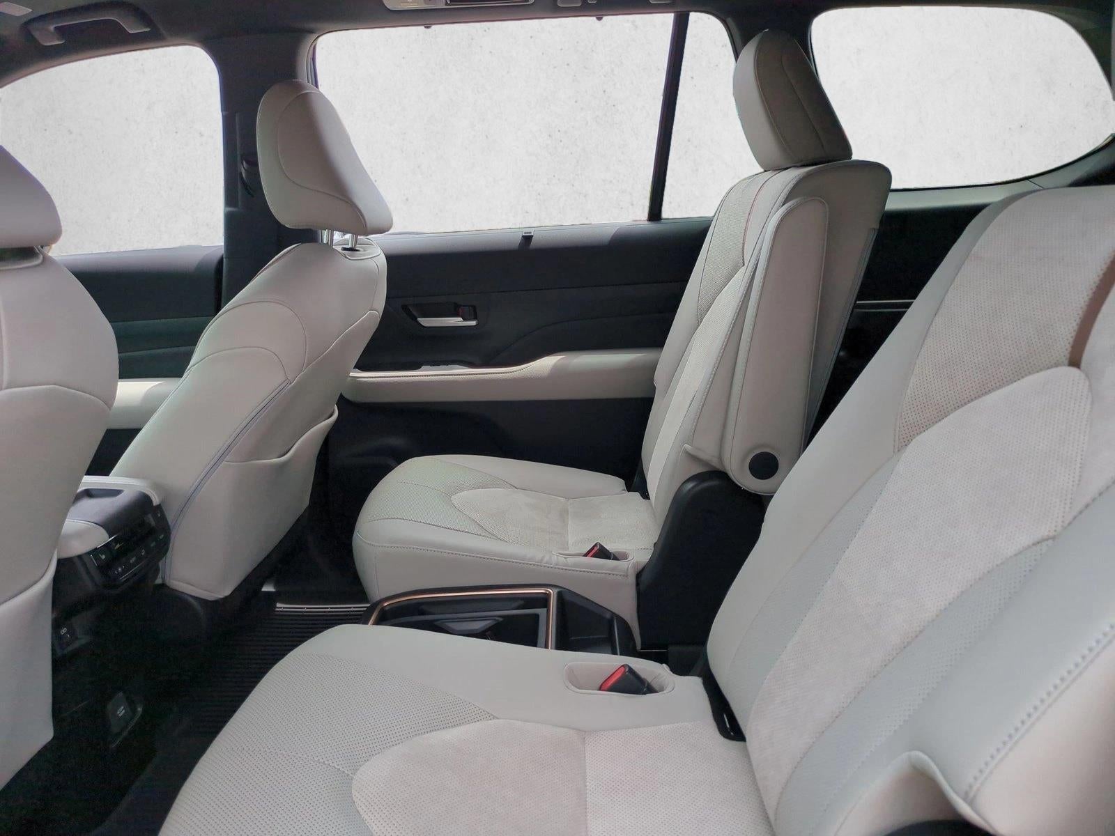 2026 Toyota Grand Highlander Hybrid MAX Limited AWD (Natl)