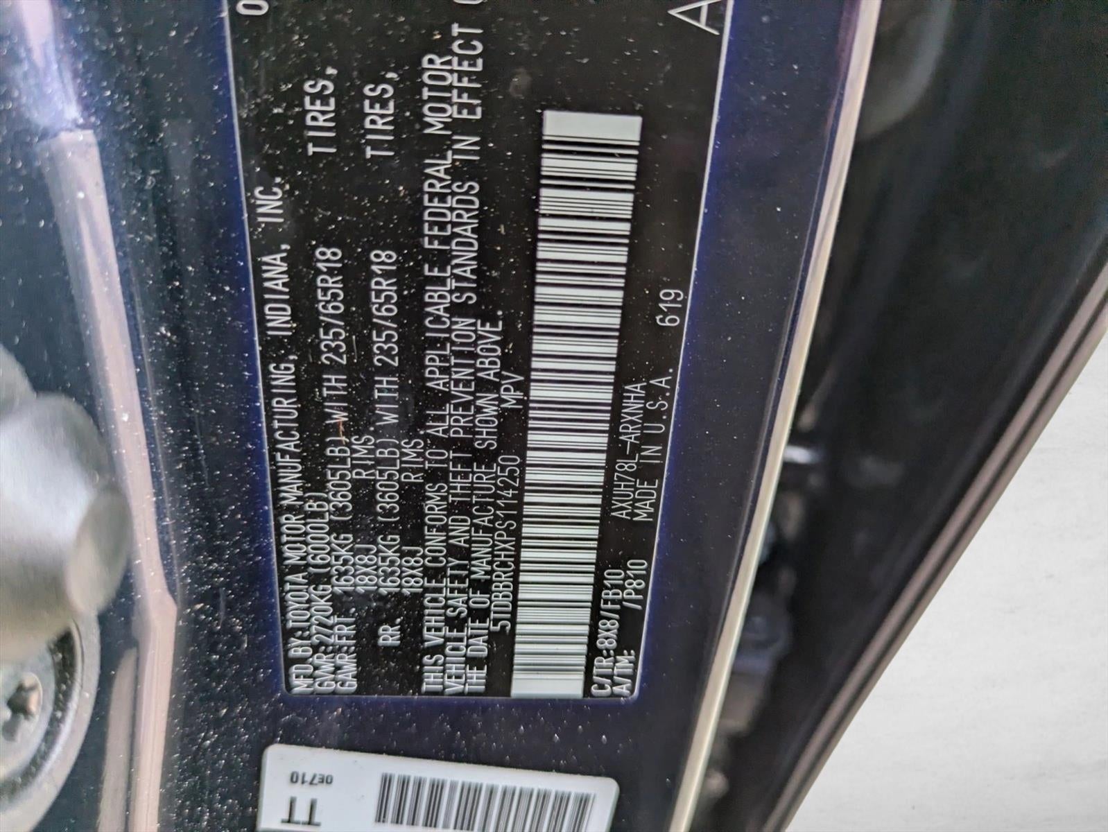 2023 Toyota Highlander Hybrid LE AWD (Natl)